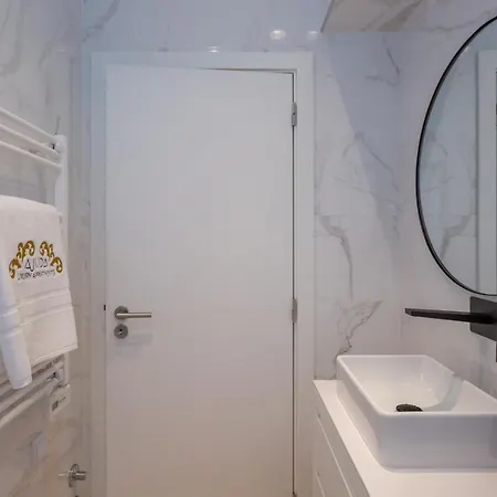 Ajuda Luxury Appartments 아파트 *